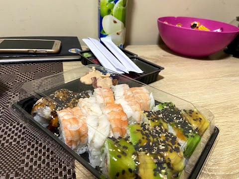 Onlysushi - Доставка Суши, Роллов находимся ЖК Петровский квартал; Доставки Делаем по Софиевской Борщаговке, Святопетповском