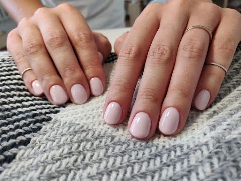 Студия маникюра и педикюра /la_nail_studio_