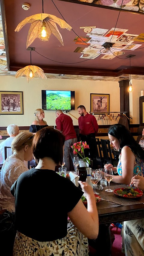 In Vino Інвіно бар, салон вин, вино і міцне