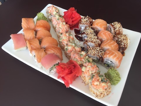 Суші Луцьк "Sushi club express"