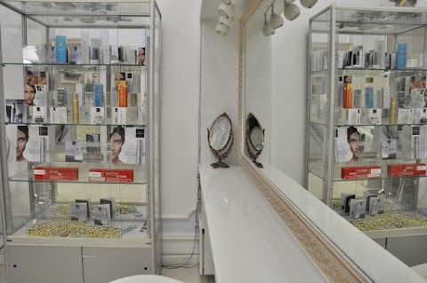 Салон Красоты Fashion Plus Beauty Salon