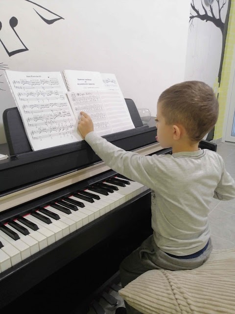 Allegro music school. Музыкальная школа.