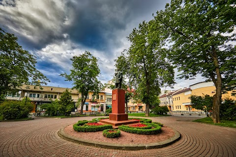 Пам'ятник Адаму Міцкевичу