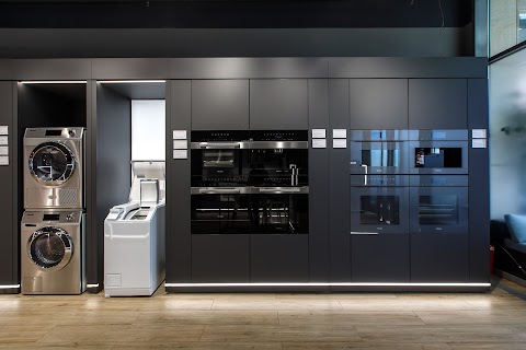 Фирменная студия Miele