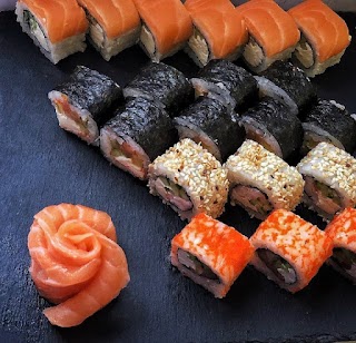 Доставка суши и роллов Taki Maki