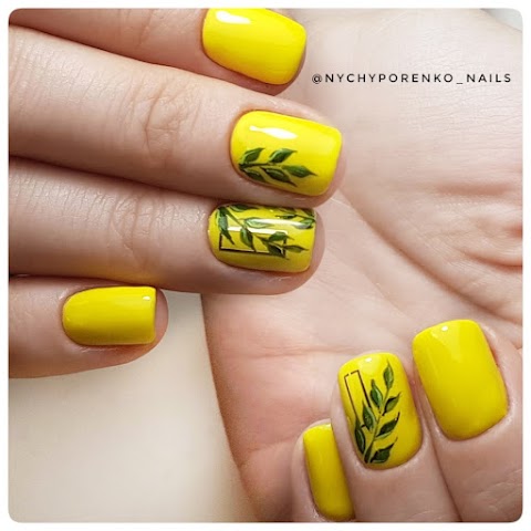 Студия маникюра @nychyporenko_nails