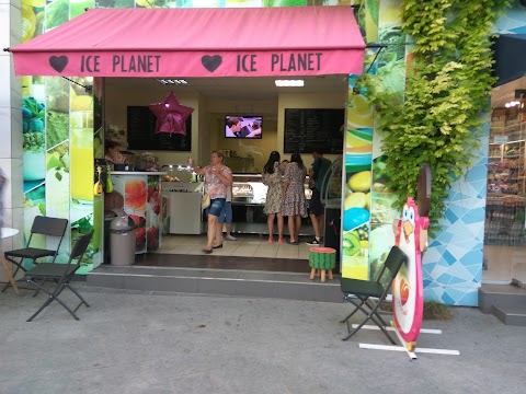 Love Ice Planet