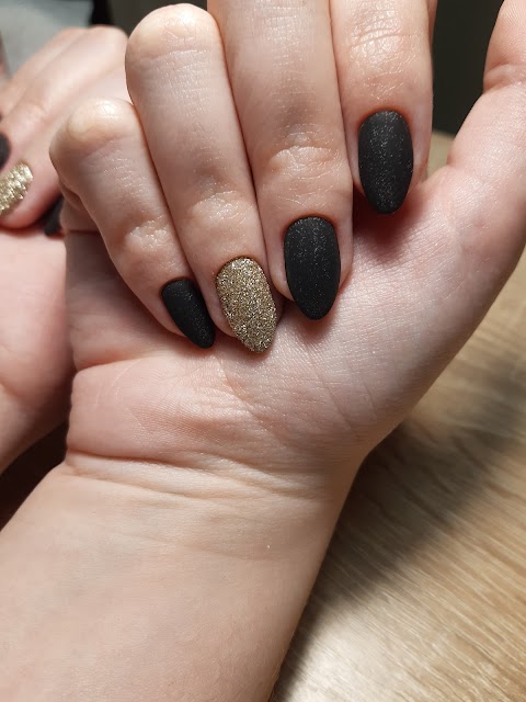 Nails Beauty Pub - Маникюр Виноградарь