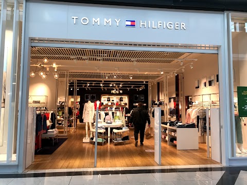 Tommy Hilfiger