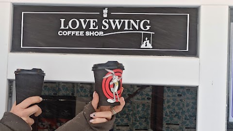 Love Swing coffee shop