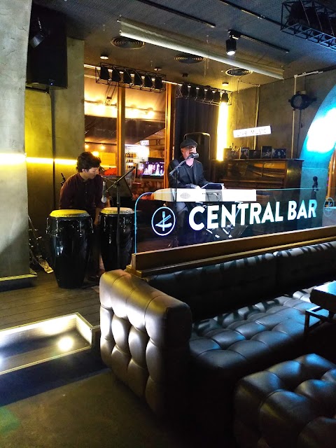 Central Bar