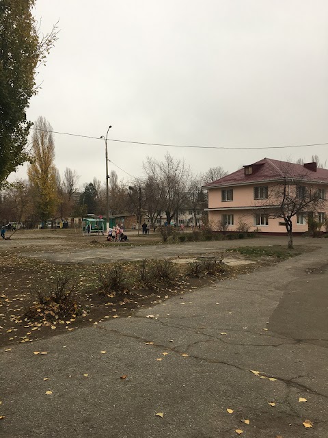 Школа №330 "Русанівка"