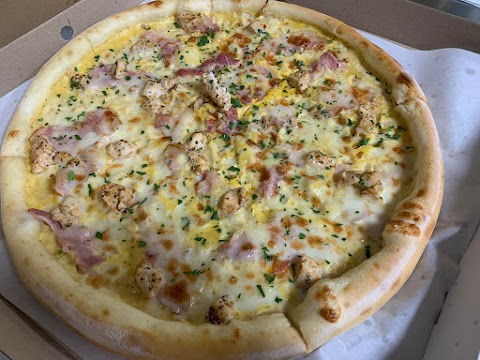 Watatsumi - суші та піца