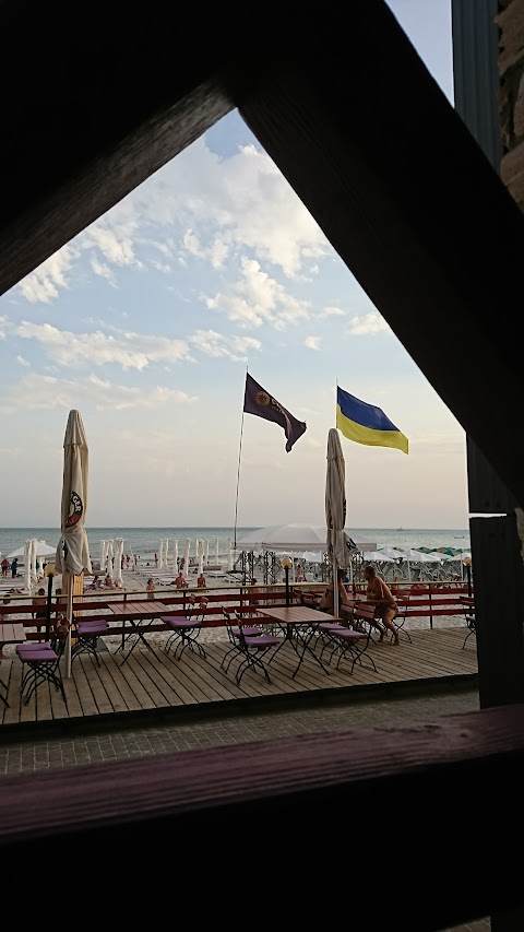 Beach Club "Stambyl"