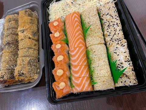 Emoji sushi