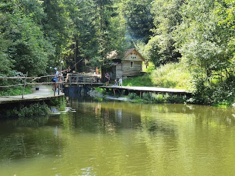 Еко Курорт "Ізкі"