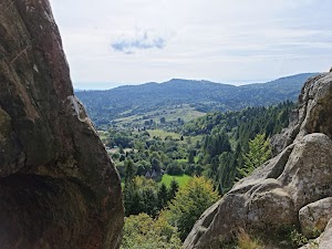 Заповідник Tустань