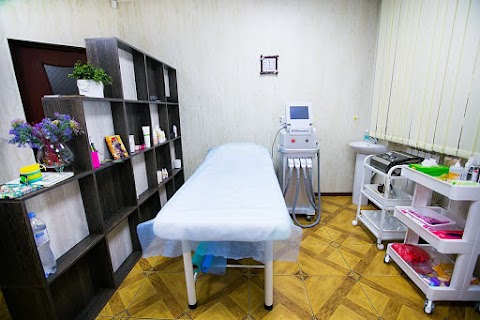 Laser beauty center