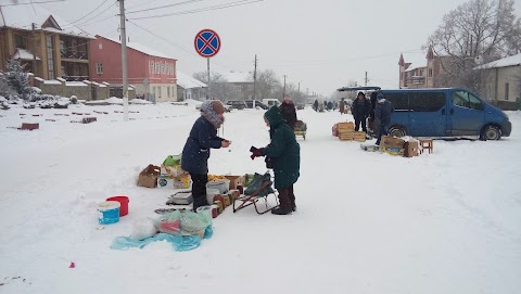 Хотинський ринок (базар)