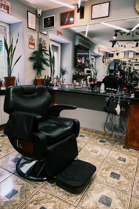 98 Barbershop ✂️ / Барбершоп Днепр. Мужские стрижки, Бритье бороды, Детские стрижки