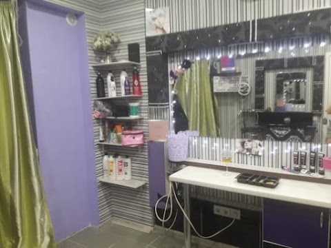 Beauty Room