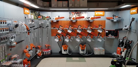 STIHL, MAKITA