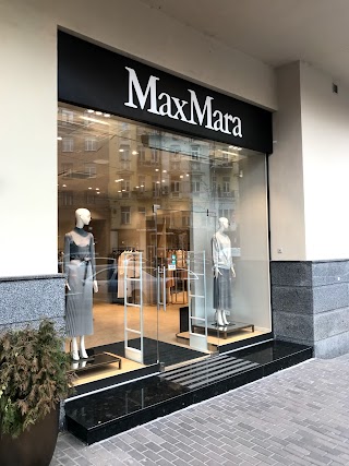 Max Mara