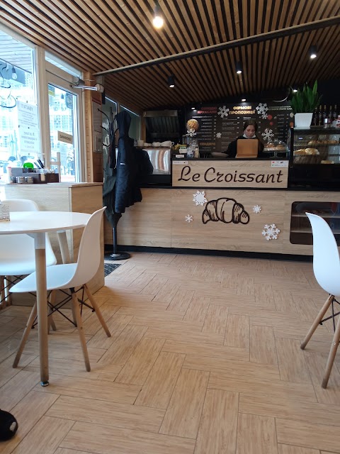 Le CROISSANT