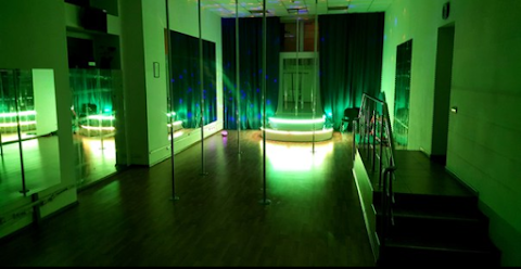 Tinakova dance studio