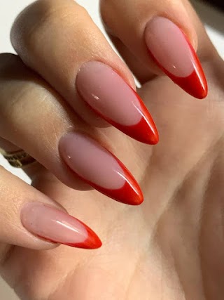 oksana_bakhmutova_nails