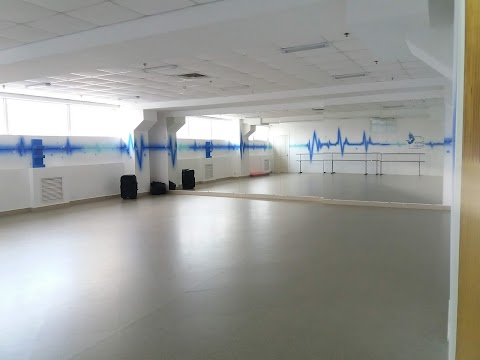 I Dance Studio