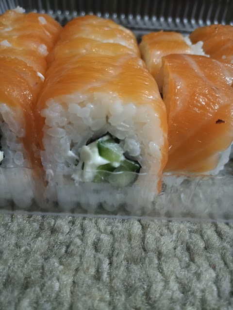 FS Ukraine Sushi & Seafood Нивки