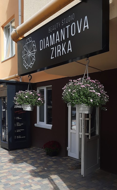 Diamantova Zirka, Діамантова Зірка