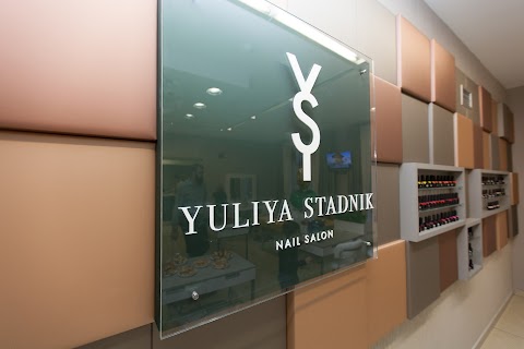 Yuliya Stadnik Nail Salon