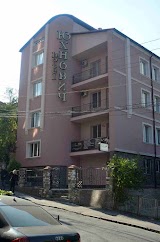 Hotel "Uhnovych" / Готель "Юхнович"