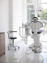 V Dental & Beauty Clinic