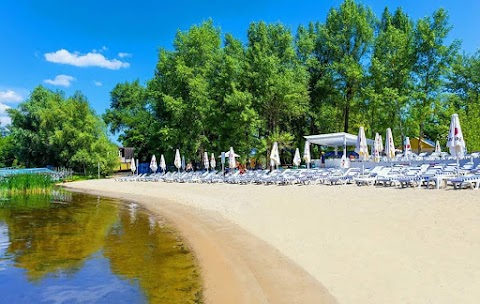 SANDALI Truhanov Resort