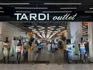 Магазин одежды,обуви и аксессуаров TARDI outlet