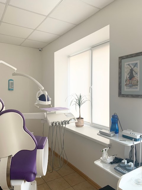 Oblstomat Clinic Innovation Esthetic Dentistry