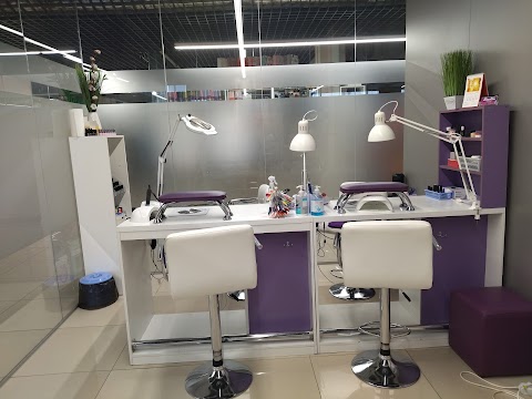 Studio Nail Bar