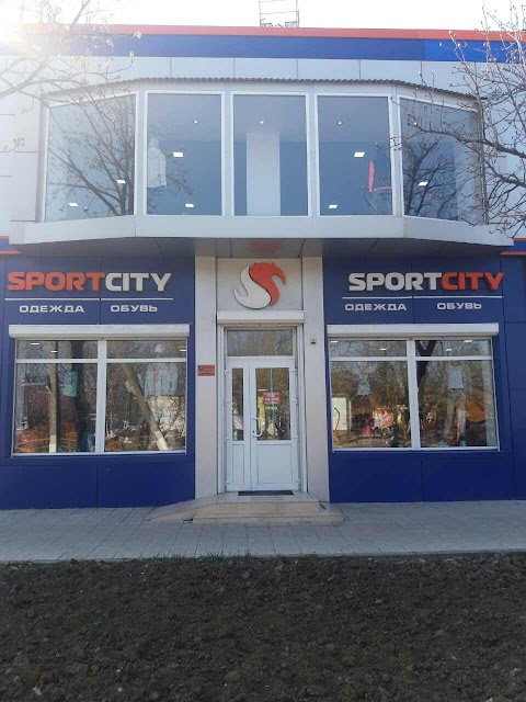 Sport City - мережа магазинів спортивного одягу і взуття