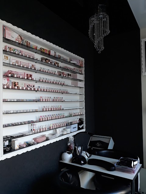 SALON DIAMOND