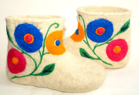 Lana Vita valenki. felt boots russian handmade. manufacturers of handmade shoes, handmade goods