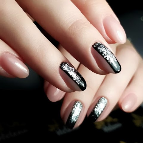 Студия Helena Well Nails. Мастер маникюра, ногтевая эстетика в Харькове