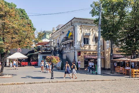 Пам'ятник Сергієві Уточкіну