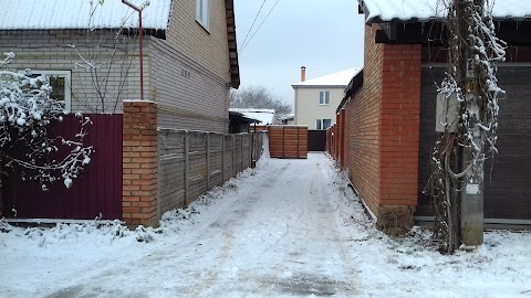 Приватний дитячий садок-яслі "Счасливе дитинство"