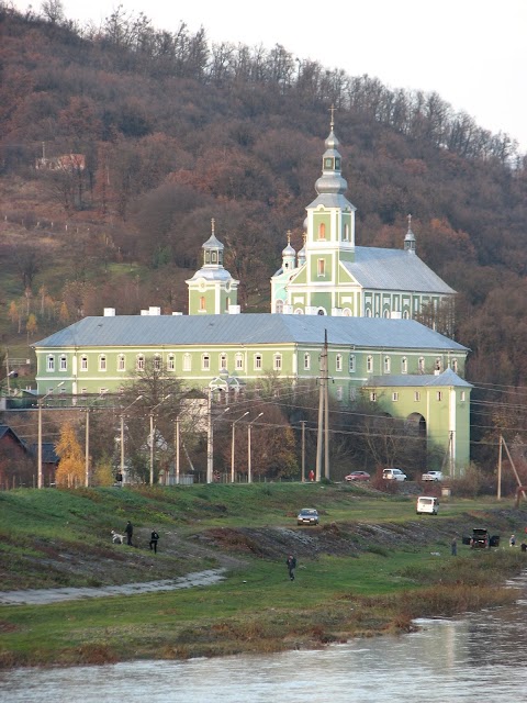 Свято-Миколаївський жіночий монастир