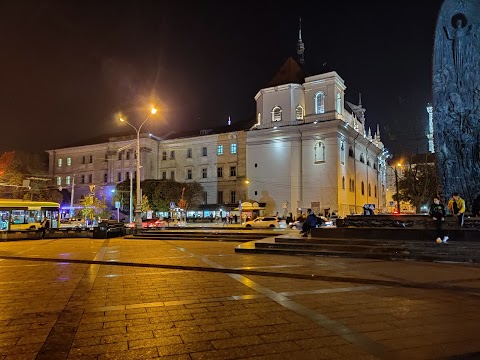 Пам'ятник Тарасові Шевченку