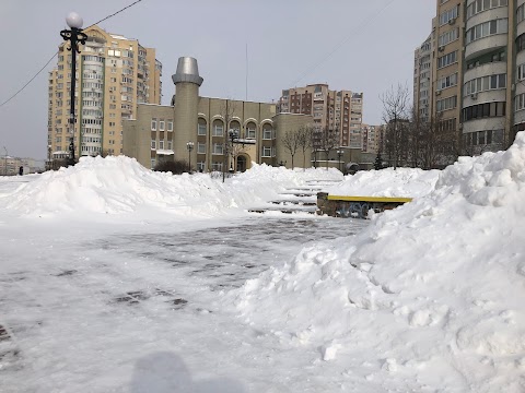 Центр науково-технічної творчості молоді "Сфера"