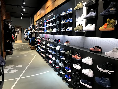 Nike Store